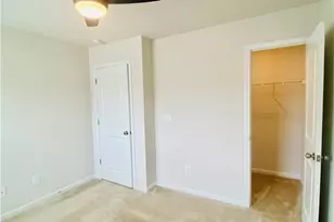 9213 Grand Valley Dr, Charlotte, NC 28213 - Photo 13