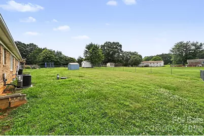 5111 Hawthorne Lane, Shelby, NC 28152 - Photo 27