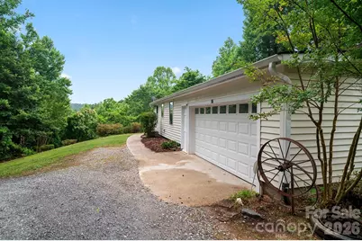 825 Gallimore Road, Flat Rock, NC 28731 - Photo 3