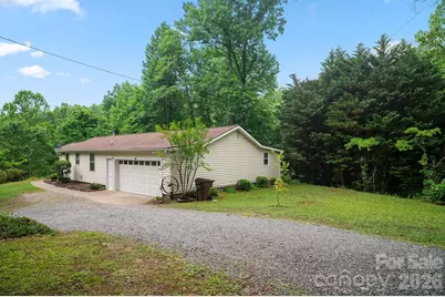 825 Gallimore Road, Flat Rock, NC 28731 - Photo 3