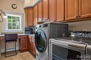 76 Edgelawn Rd, Asheville, NC 28804 - Photo 25