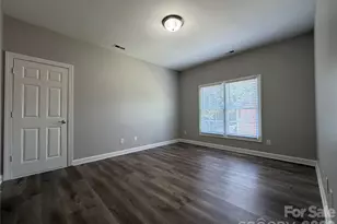 1332 Bershire Ln, Charlotte, NC 28262 - Photo 25