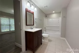 1332 Bershire Ln, Charlotte, NC 28262 - Photo 41