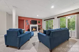 1820 Riverview Ct, Hendersonville, NC 28739 - Photo 21