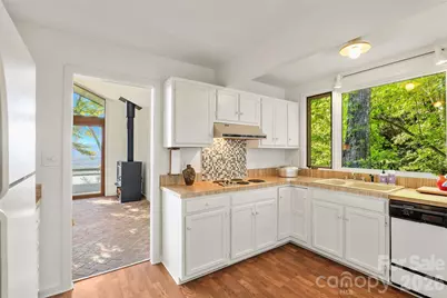 911 Green Hill Road, Brevard, NC 28712 - Photo 25