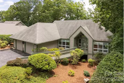129 Forest View Drive, Flat Rock, NC 28731 - Photo 1