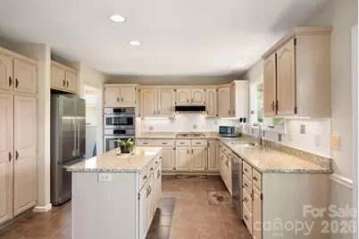 129 Forest View Drive, Flat Rock, NC 28731 - Photo 15