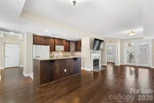 718 W Trade St, Charlotte, NC 28202 - Photo 5