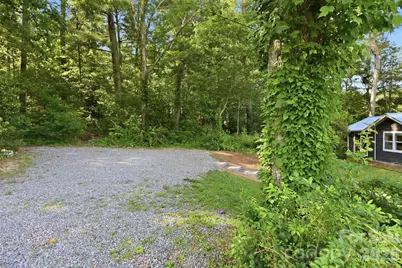 15 Old Fort Road, Fairview, NC 28730 - Photo 35