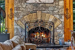 10 Beaverbrook Ct, Asheville, NC 28804 - Photo 19