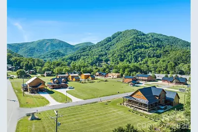 12 Mari Place, Maggie Valley, NC 28751 - Photo 3
