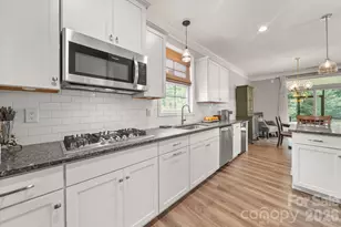 5021 Shadowbrook Rd, Waxhaw, NC 28173 - Photo 9