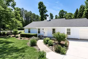 105 Lake Top Ln, Statesville, NC 28677 - Photo 1