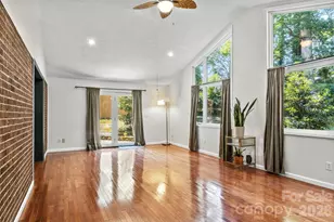 2951 7th St Dr NE, Hickory, NC 28601 - Photo 5