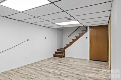 2951 7th Street Drive NE, Hickory, NC 28601 - Photo 27