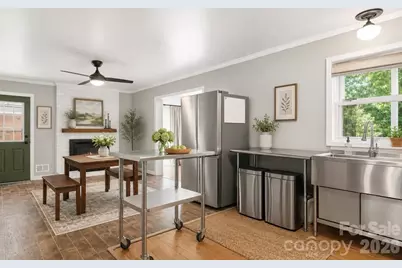 2951 7th Street Drive NE, Hickory, NC 28601 - Photo 11