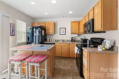 713 Rock Lake Glen, Fort Mill, SC 29715 - Photo 7
