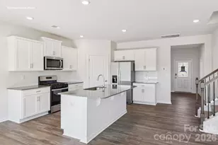 7562 Bainbridge Rd, Sherrills Ford, NC 28673 - Photo 5