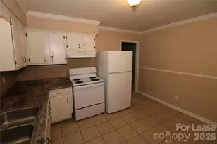 712 Edgegreen Dr, Charlotte, NC 28217 - Photo 9