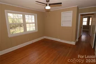 3741 N Sharon Amity Rd, Charlotte, NC 28205 - Photo 7
