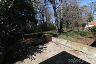 3741 N Sharon Amity Rd, Charlotte, NC 28205 - Photo 31