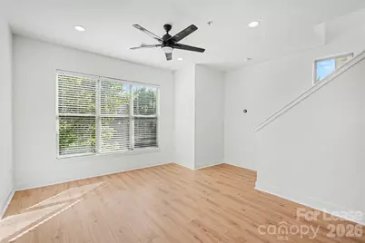 1032 Skyline View Way, Charlotte, NC 28204 - Photo 3