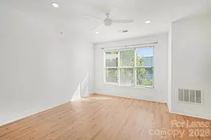 1032 Skyline View Way, Charlotte, NC 28204 - Photo 13