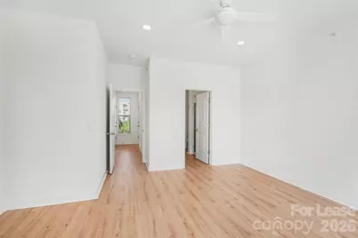 1032 Skyline View Way, Charlotte, NC 28204 - Photo 15
