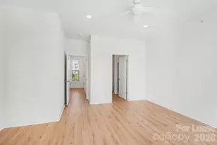 1032 Skyline View Way, Charlotte, NC 28204 - Photo 15