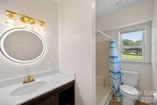 509 E Grover St, Shelby, NC 28150 - Photo 15