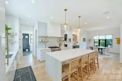 1241 Heather Lane, Charlotte, NC 28209 - Photo 7