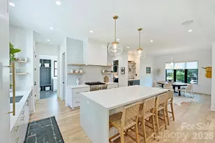1241 Heather Ln, Charlotte, NC 28209 - Photo 7