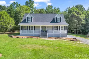 271 Collinsville Rd, Columbus, NC 28722 - Photo 37