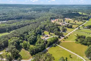 271 Collinsville Rd, Columbus, NC 28722 - Photo 7