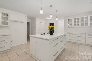 10727 Colony Woods Dr, Charlotte, NC 28277 - Photo 7