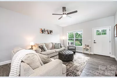 29 Central Avenue, Granite Falls, NC 28630 - Photo 5