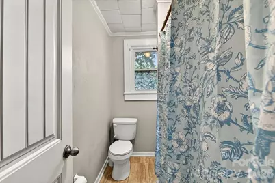 320 E 3rd Avenue, Gastonia, NC 28054 - Photo 25