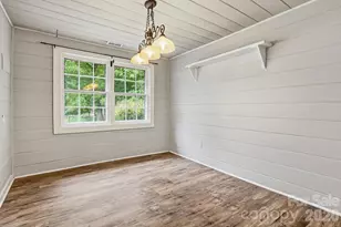 226 Vance Ave, Black Mountain, NC 28711 - Photo 15