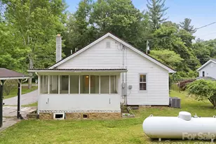 226 Vance Ave, Black Mountain, NC 28711 - Photo 27