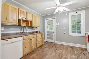226 Vance Ave, Black Mountain, NC 28711 - Photo 19