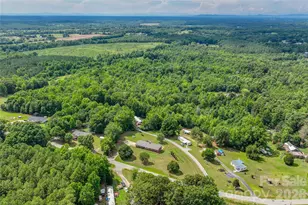 114 Jason Dr, Blacksburg, SC 29702 - Photo 5