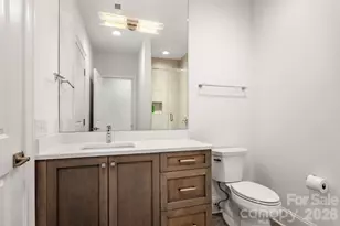 1355 S Kings Dr, Charlotte, NC 28207 - Photo 37