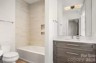1355 S Kings Dr, Charlotte, NC 28207 - Photo 35