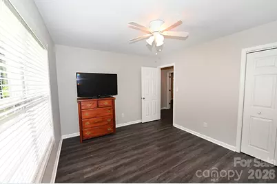 1035 E 24th Street, Newton, NC 28658 - Photo 27