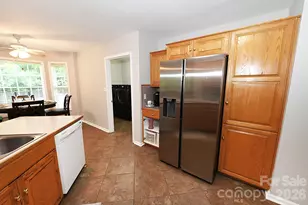 1035 E 24th St, Newton, NC 28658 - Photo 13