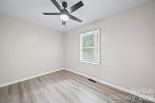 5719 Lewis Rd, Gastonia, NC 28052 - Photo 17