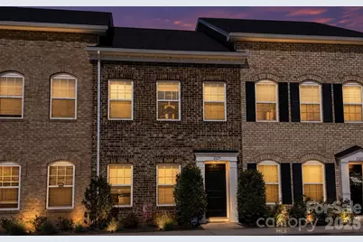 2125 24th Street Lane SE, Hickory, NC 28602 - Photo 1