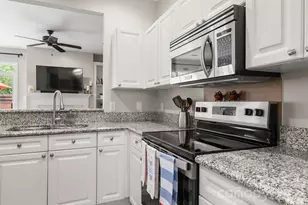 19408 E Battery St, Cornelius, NC 28031 - Photo 11