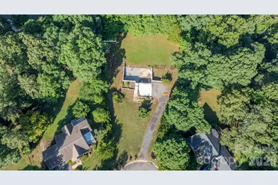 115 Gatwick Court, Statesville, NC 28677 - Photo 3