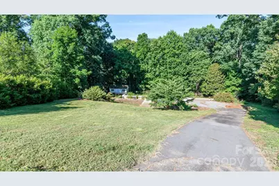 115 Gatwick Court, Statesville, NC 28677 - Photo 11